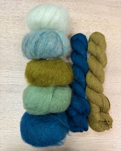 Fluffy Scarf Yarn Kits - beWoolen